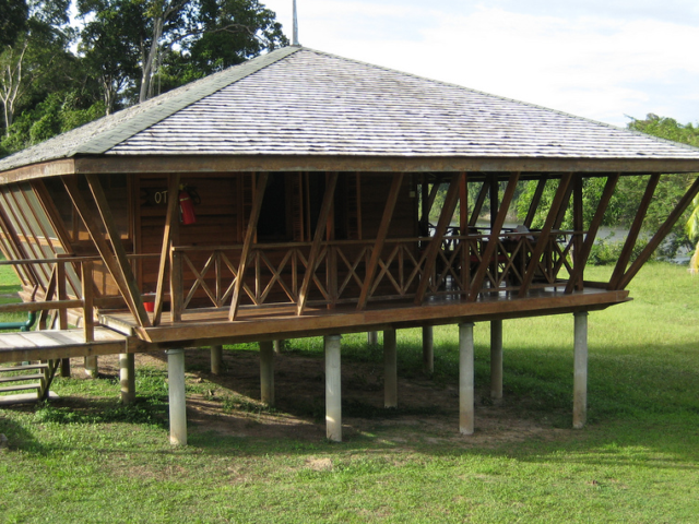 Iwokrama River Lodge